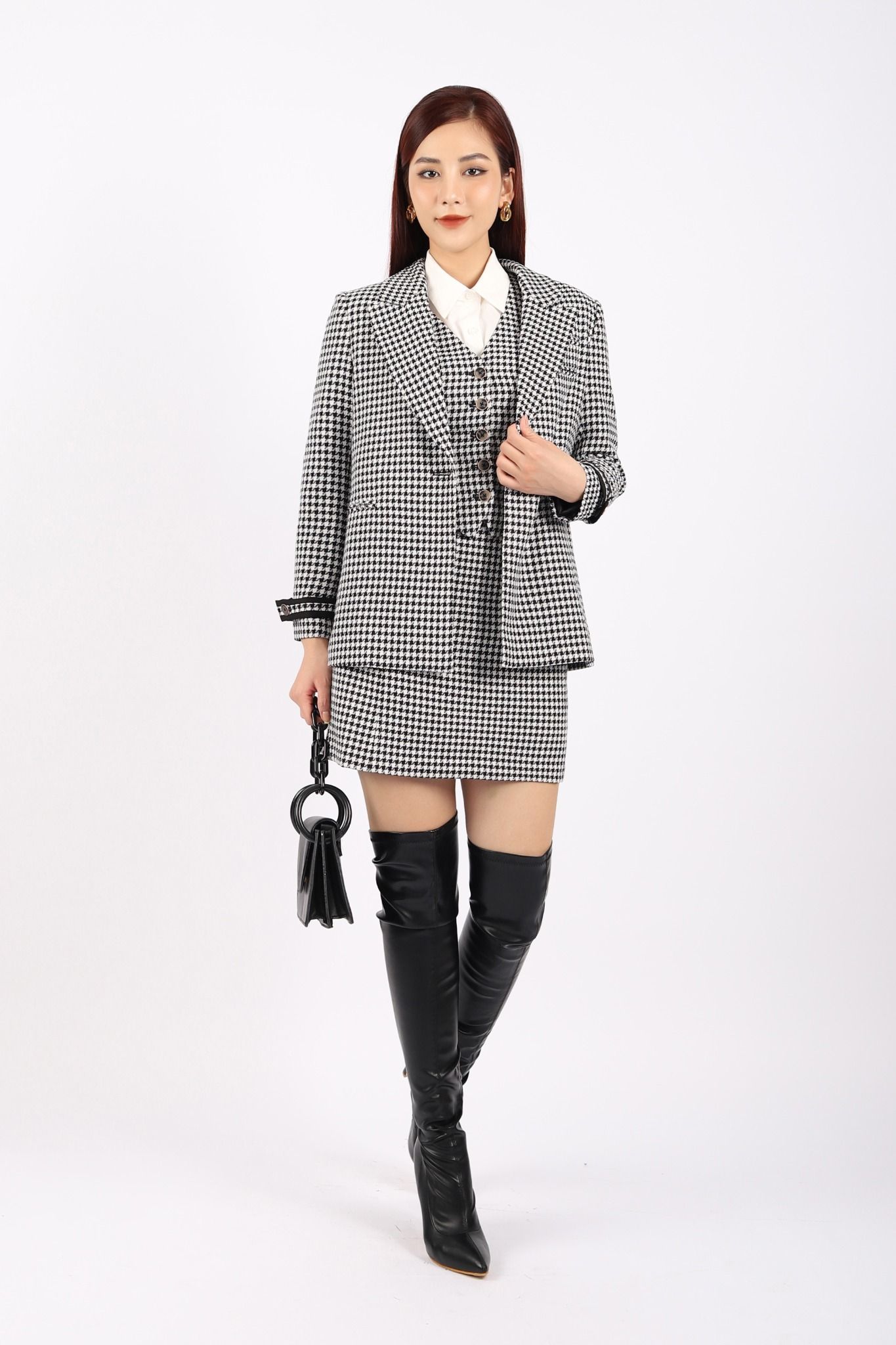 BAV92936 - Áo vest nữ công sở vải dạ dáng suông có lót vải lụa gió cổ hai ve tay phối đai tạo kiểu - PANTIO