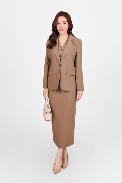 BAV93269 - Áo khoác vest công sở vải tup xy dáng suông cổ hai ve đính đá kim loại tạo kiểu - PANTIO