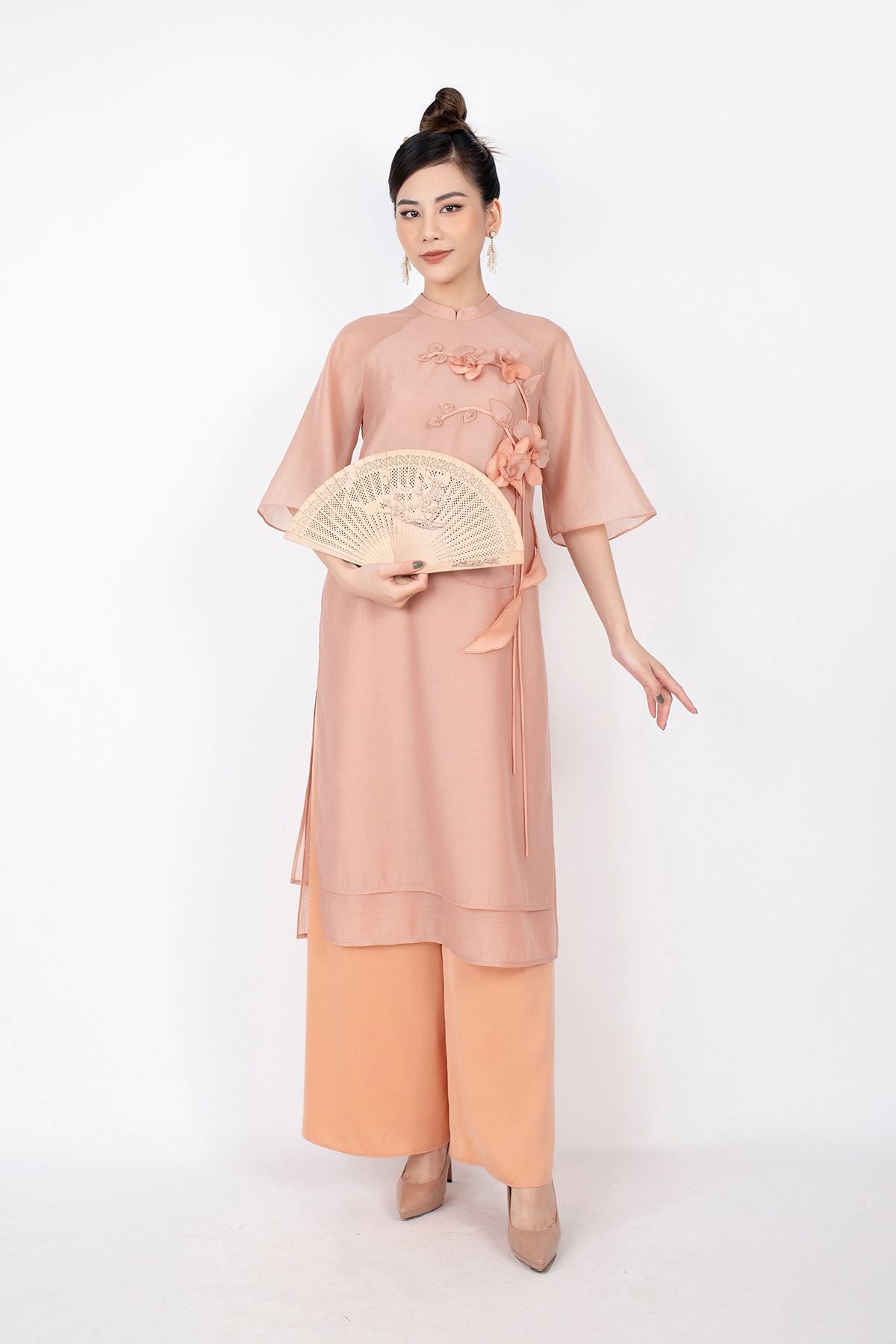 BDQ50085 - Quần áo dài vải lụa dáng đứng ống rộng khóa thân trước thân sau có chun co dãn