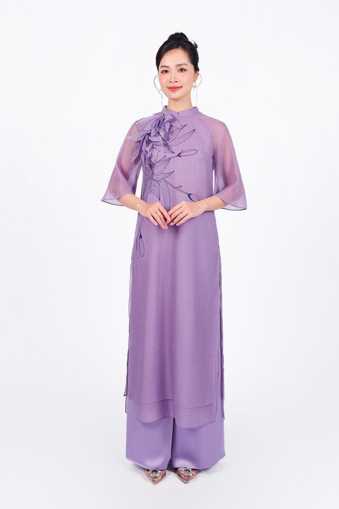 BDA50155 - Áo dài cách tân vải tơ dáng suông dài hai tà cổ tàu tay áo giác lăng thân áo đính hoa 3D cao cấp - PANTIO