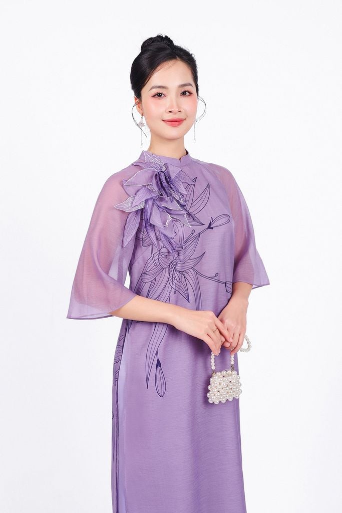 BDA50155 - Áo dài cách tân vải tơ dáng suông dài hai tà cổ tàu tay áo giác lăng thân áo đính hoa 3D cao cấp - PANTIO