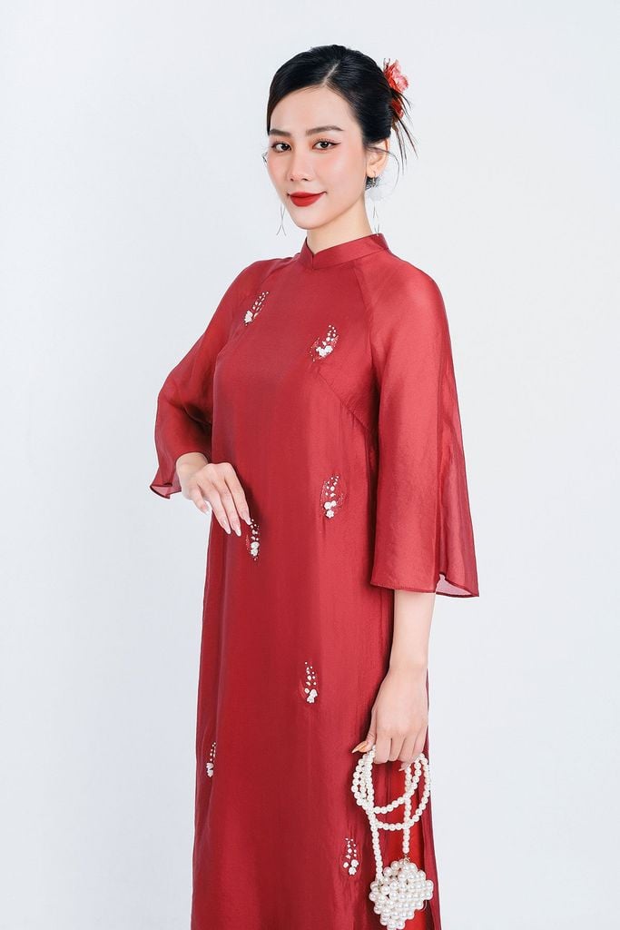 BDA50160 - Áo dài cách tân vải tơ dáng suông cổ tàu hai tà thân áo đính ngọc trai trang trí khoá thân sau - PANTIO