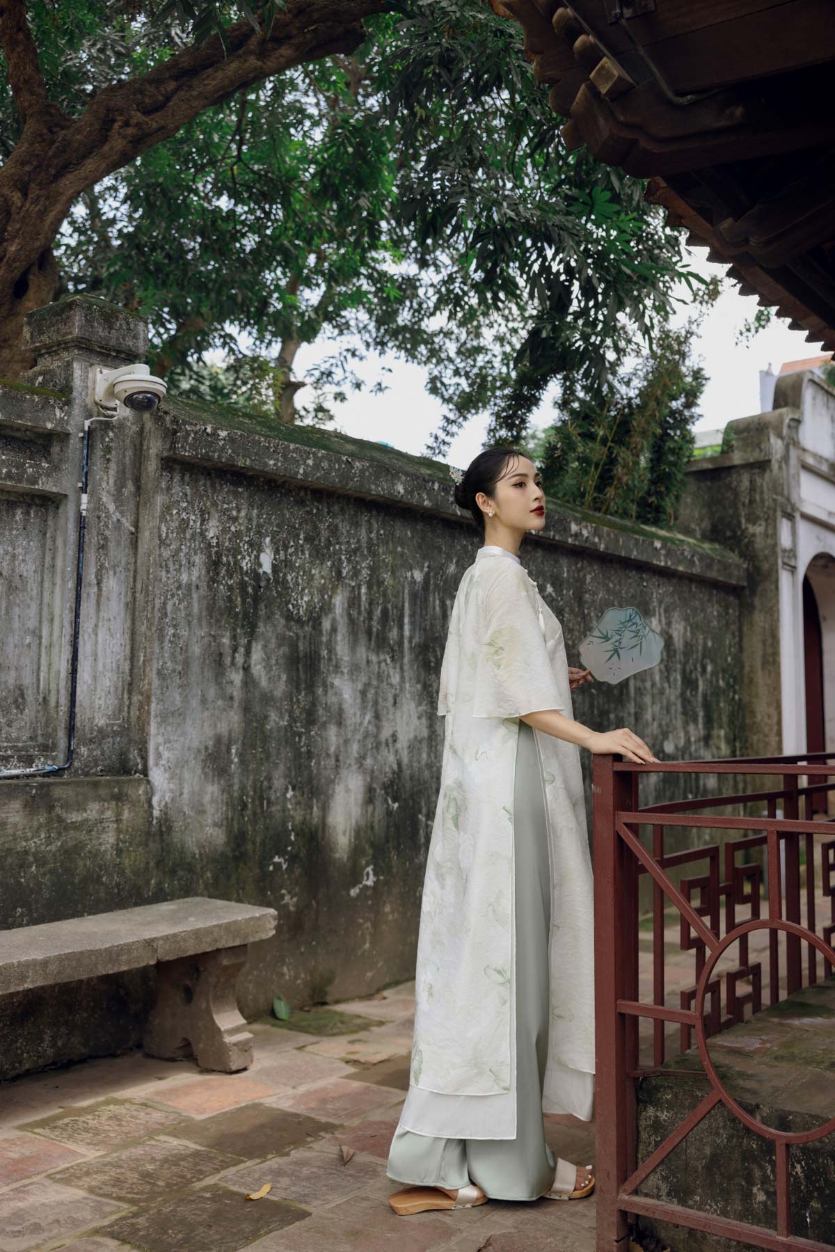 BDQ50050 - Quần dài truyền thống vải lụa dáng suông ống rộng cạp liền