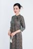 BDA50166 - Áo dài truyền thống vải gấm dáng suông cổ tròn tay lỡ đính hoa 3D khoá thân sau - PANTIO