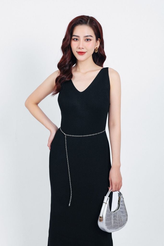 BDO422 - Đầm len hai dây thời trang cao cấp dáng ôm cổ xẻ V sâu - PANTIO