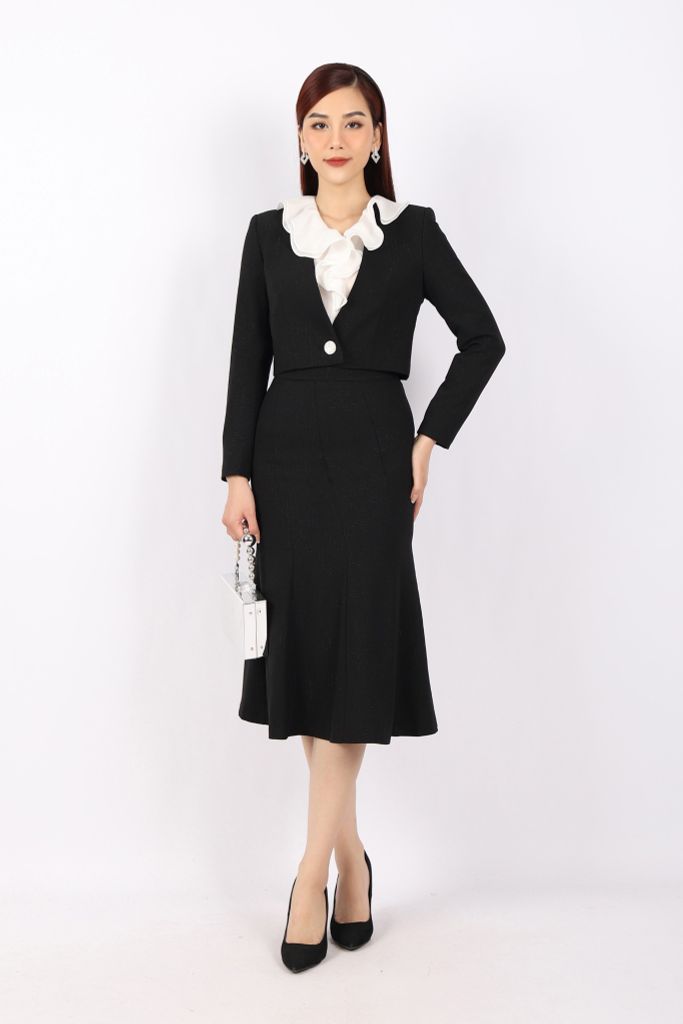 BKM72907 - Áo vest công sở vải thô dáng croptop cổ V sâu cài cúc - PANTIO