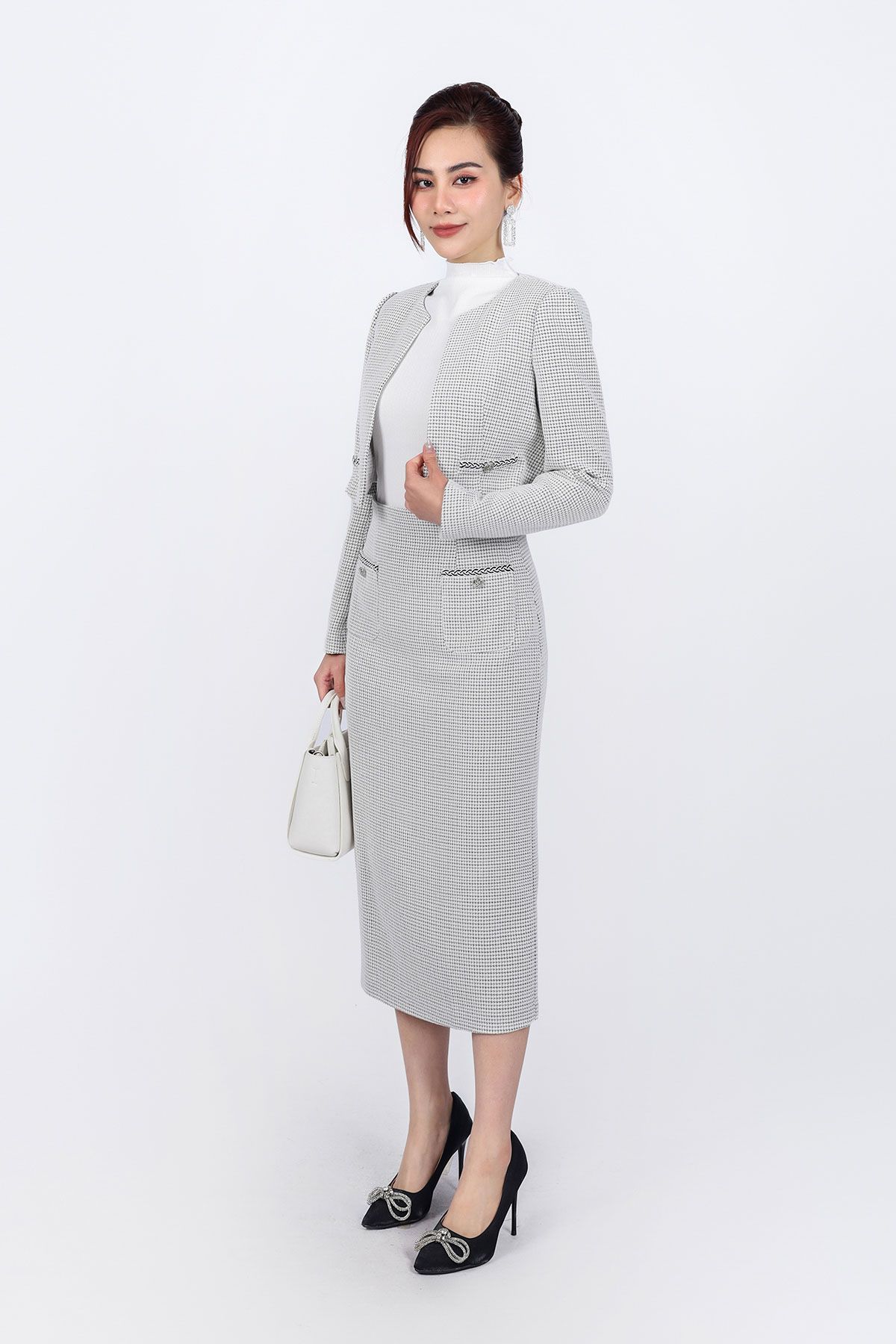 BJD93229 - Chân váy dài vải dạ dáng suông đính đá tạo kiểu khoá thân sau - PANTIO