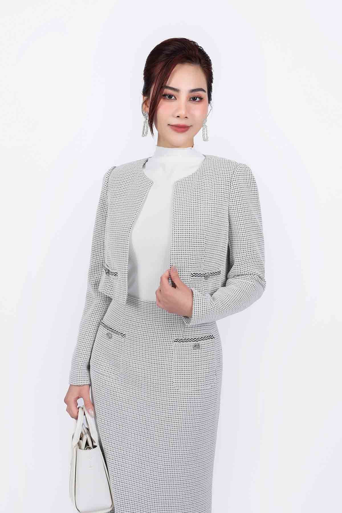 BJD93229 - Chân váy dài vải dạ dáng suông đính đá tạo kiểu khoá thân sau - PANTIO