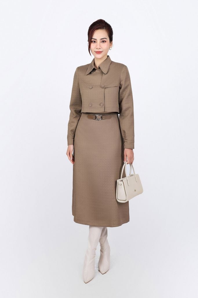 BKM93366 - Áo khoác kiểu công sở vải gió dáng lửng cổ đức thân áo phối khuy bọc tạo kiểu - PANTIO