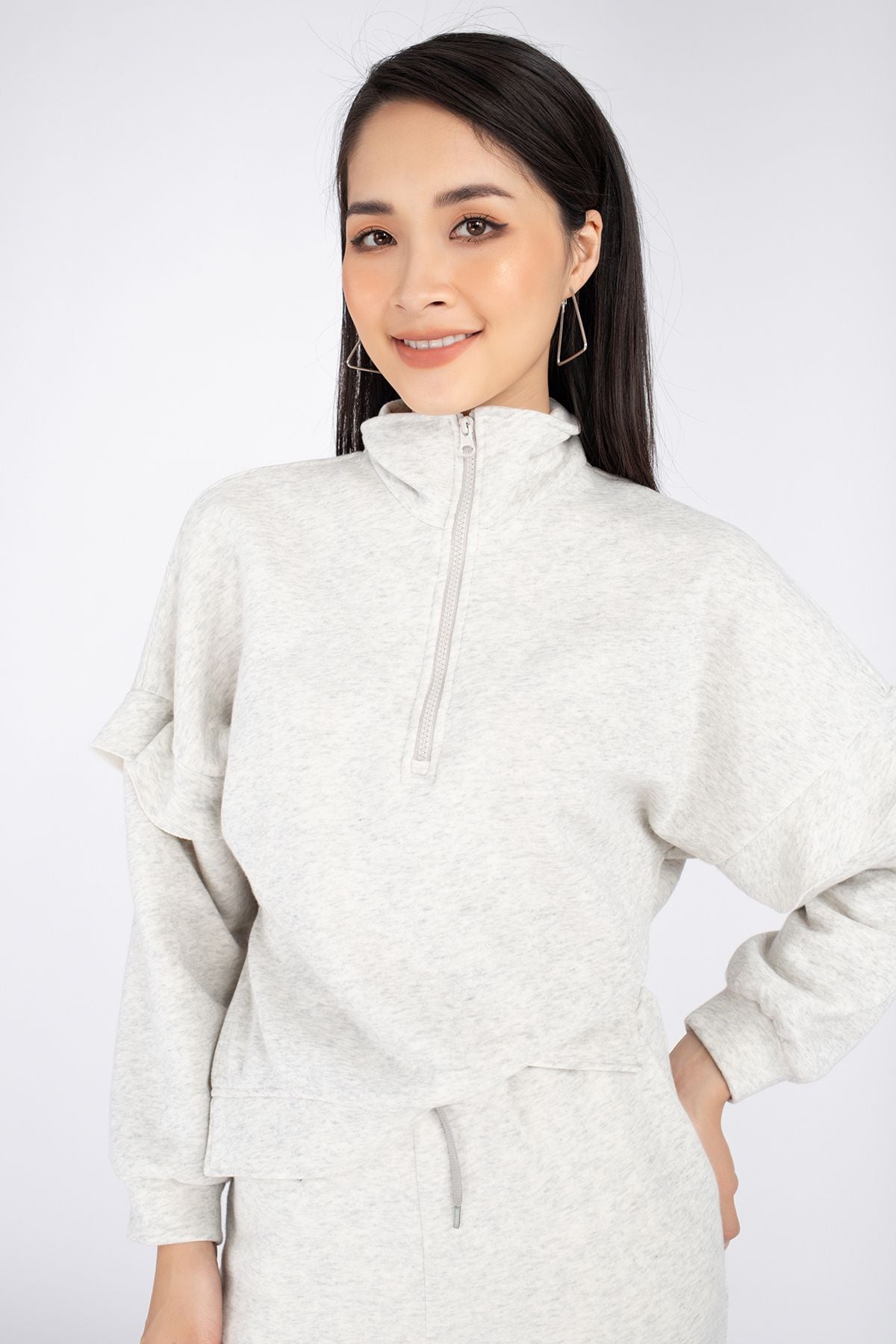 BMN7057 - Bộ đồ ngủ chất liệu len dáng suông cao cổ dài tay, quần cạp chun - PANTIO