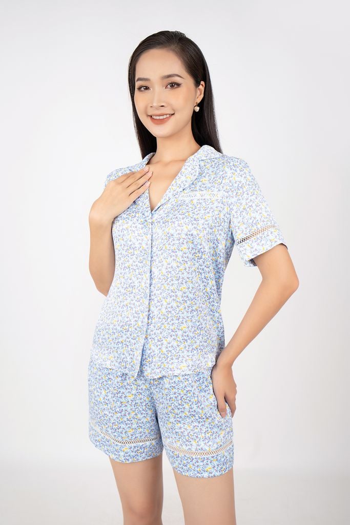 BMN7066 - Bộ đồ ngủ vải cotton lụa dáng suông áo cổ hai ve túi ngực quần short cạp chun gấu pha ren - PANTIO