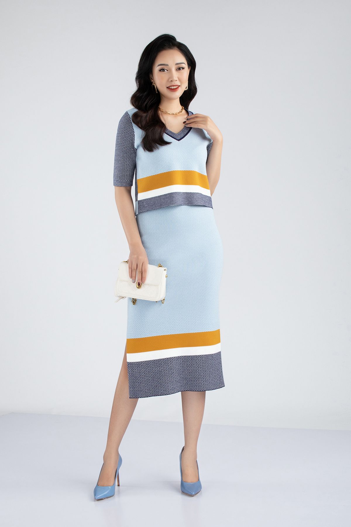 BJO210 - Chân váy len dáng ôm xẻ tà - PANTIO