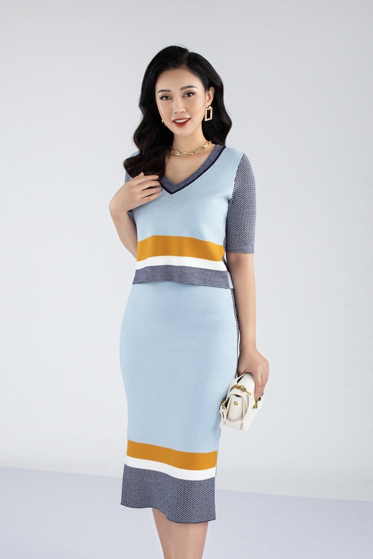 Áo len cổ tim tay lỡ BOL210 - PANTIO