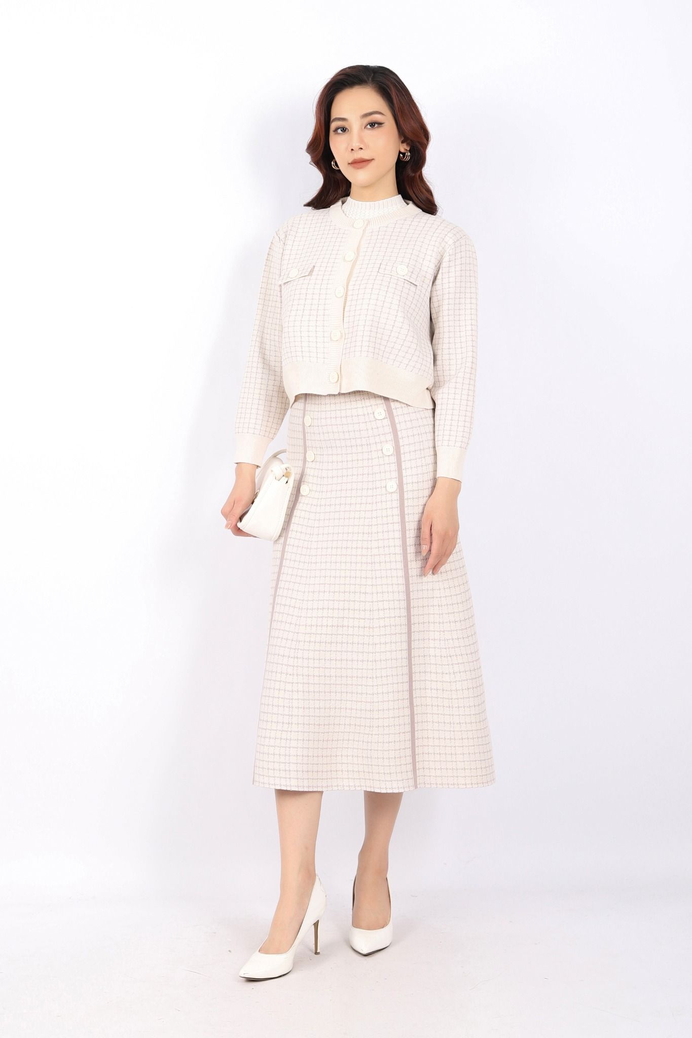 BOL386 - Áo len cardigan cao cấp dáng suông cổ tròn thân pha viền màu tạo kiểu cài cúc ngực phối nẹp túi giả trang trí - PANTIO