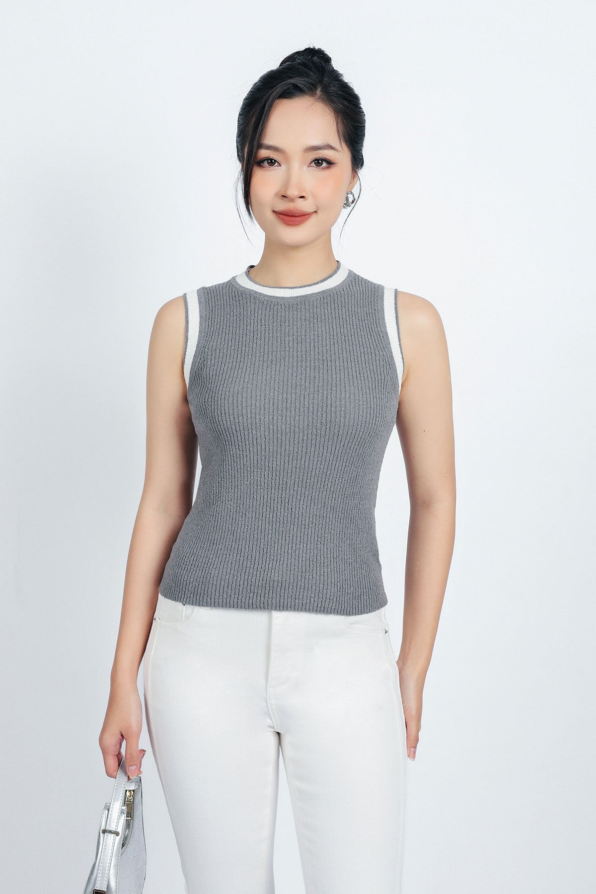 BOL415 - Áo len thời trang cao cấp dáng ôm cổ tròn sát nách - PANTIO