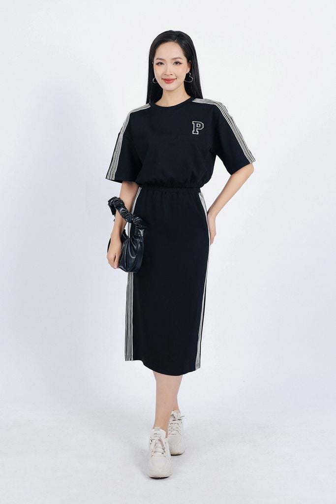 BTT1010 - Bộ thể thao vải Cotton áo tay lửng dáng suông + chân váy cạp chun dáng suông hoạ tiết kẻ sọc - PANTIO