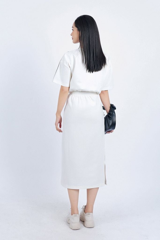 BTT1010 - Bộ thể thao vải Cotton áo tay lửng dáng suông + chân váy cạp chun dáng suông hoạ tiết kẻ sọc - PANTIO