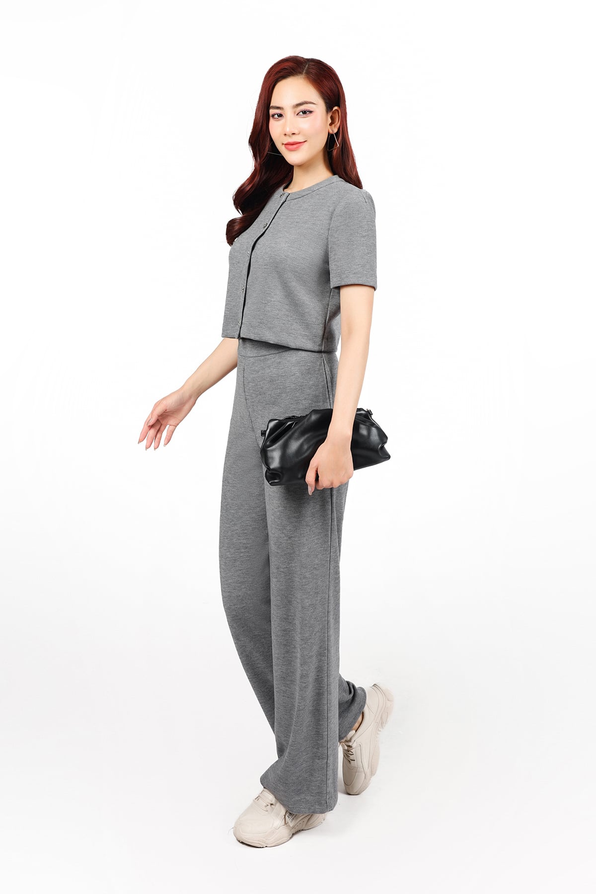 BTT1016 - Bộ thể thao vải nhung thời trang áo dáng lửng cổ tròn tay ngắn + quần dài dáng suông ống đứng thời trang - PANTIO