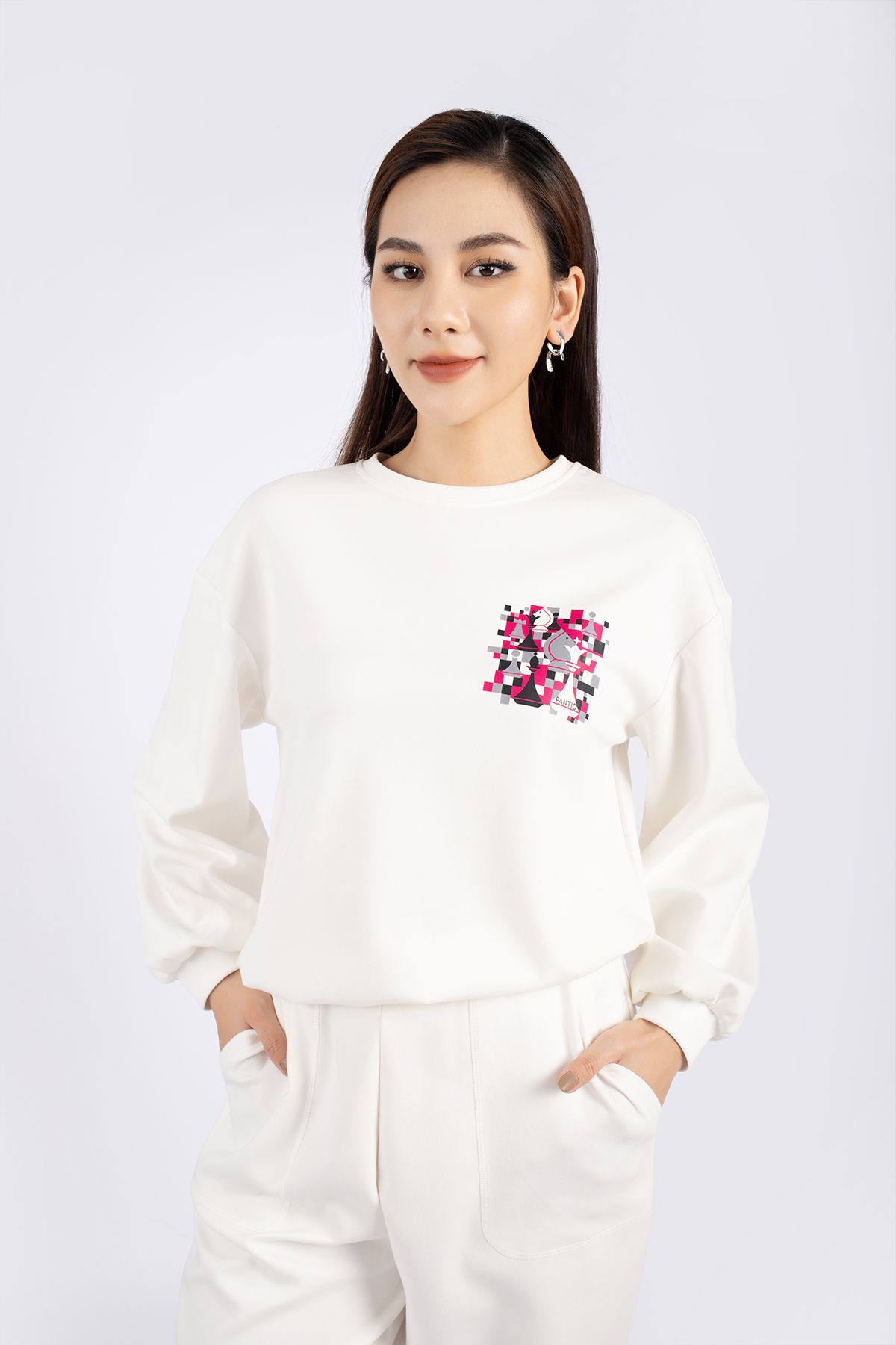 BTT9002 - Bộ thể thao vải cotton áo dáng suông bo cạp phối họa tiết in quần bom bo gấu cạp chun - PANTIO