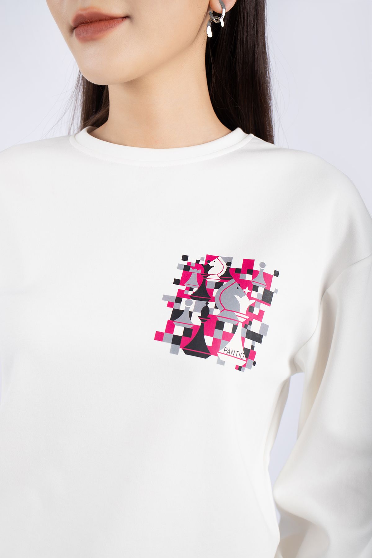 BTT9002 - Bộ thể thao vải cotton áo dáng suông bo cạp phối họa tiết in quần bom bo gấu cạp chun - PANTIO