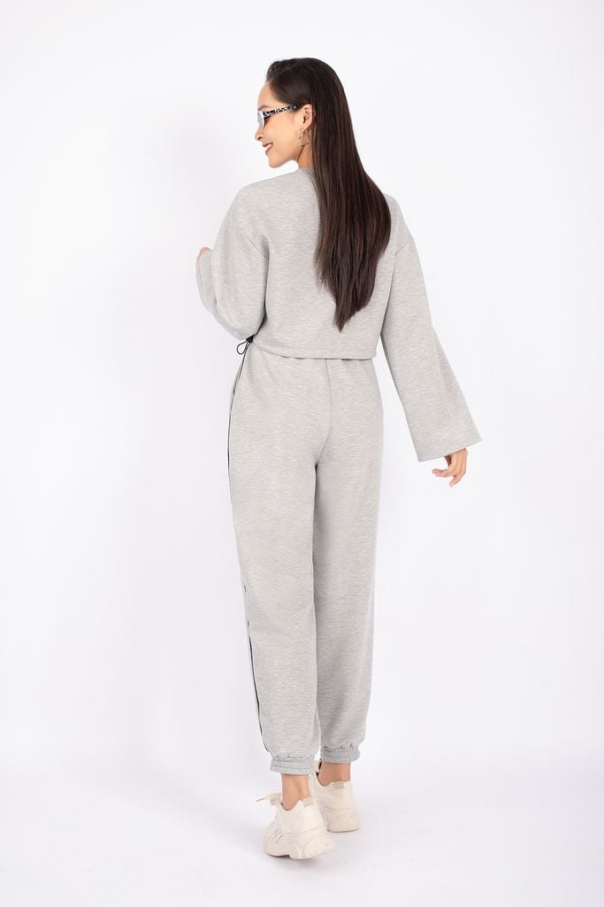 BTT9003 - Bộ thể thao vải cotton áo dáng croptop phối hình in trang trí quần bo gấp cạp chun - PANTIO