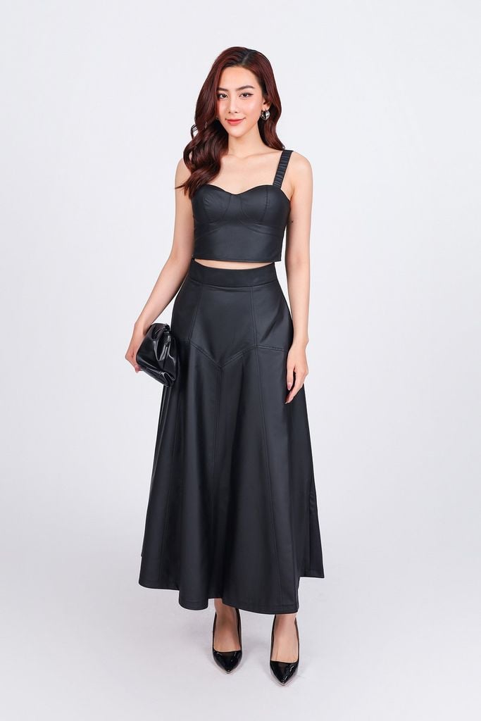 FA25317 - Áo hai dây vải da dáng ôm cổ tim thời trang - PANTIO