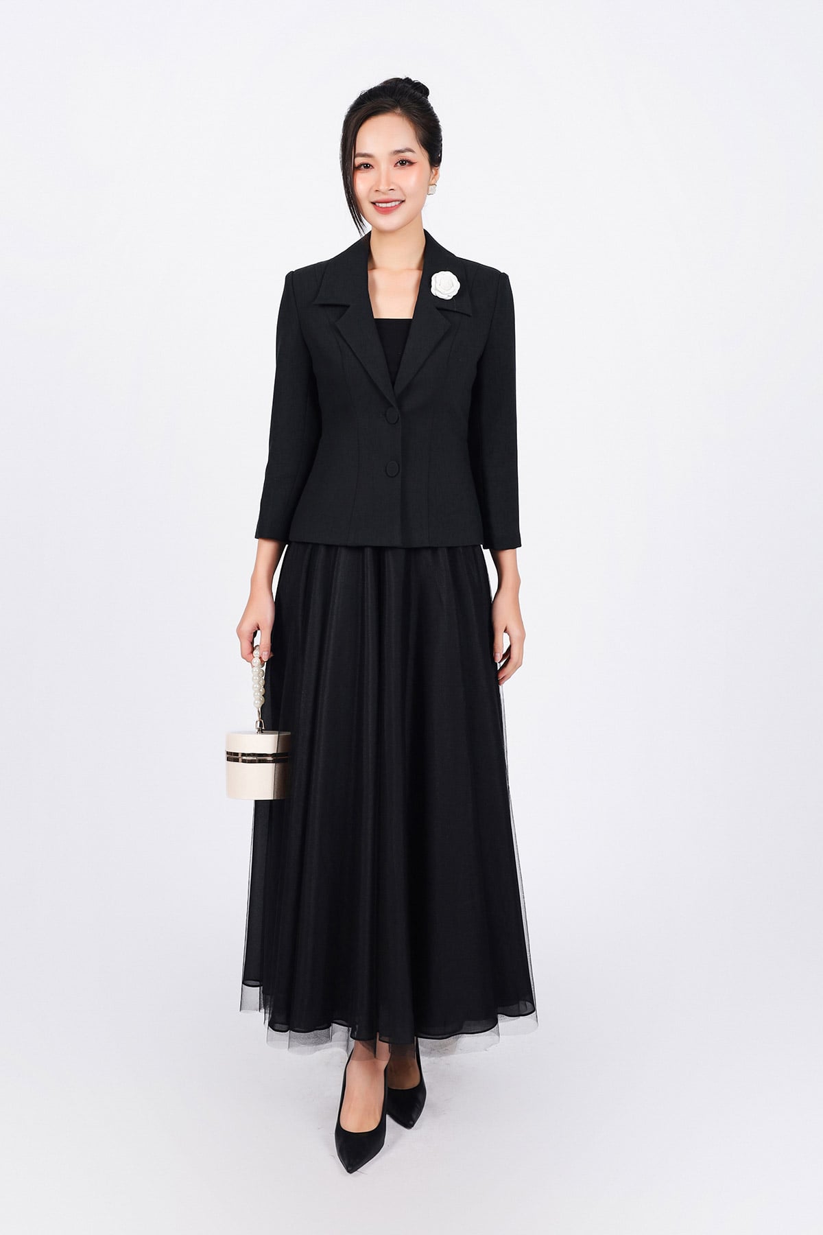 FAD9519 - Áo vest công sở vải thô dày dáng ôm cổ hai ve kèm hoa cài trang trí - PANTIO