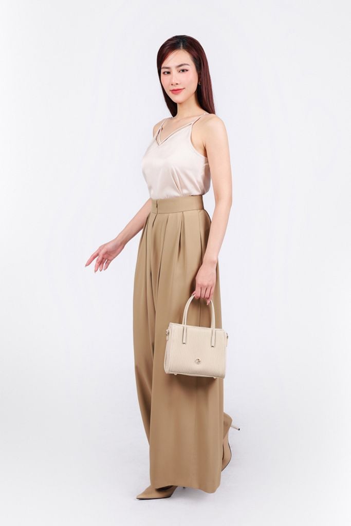 FAI3045 - Áo hai dây vải lụa bóng cao cấp dáng suông cổ phối dây chéo tạo kiểu - PANTIO