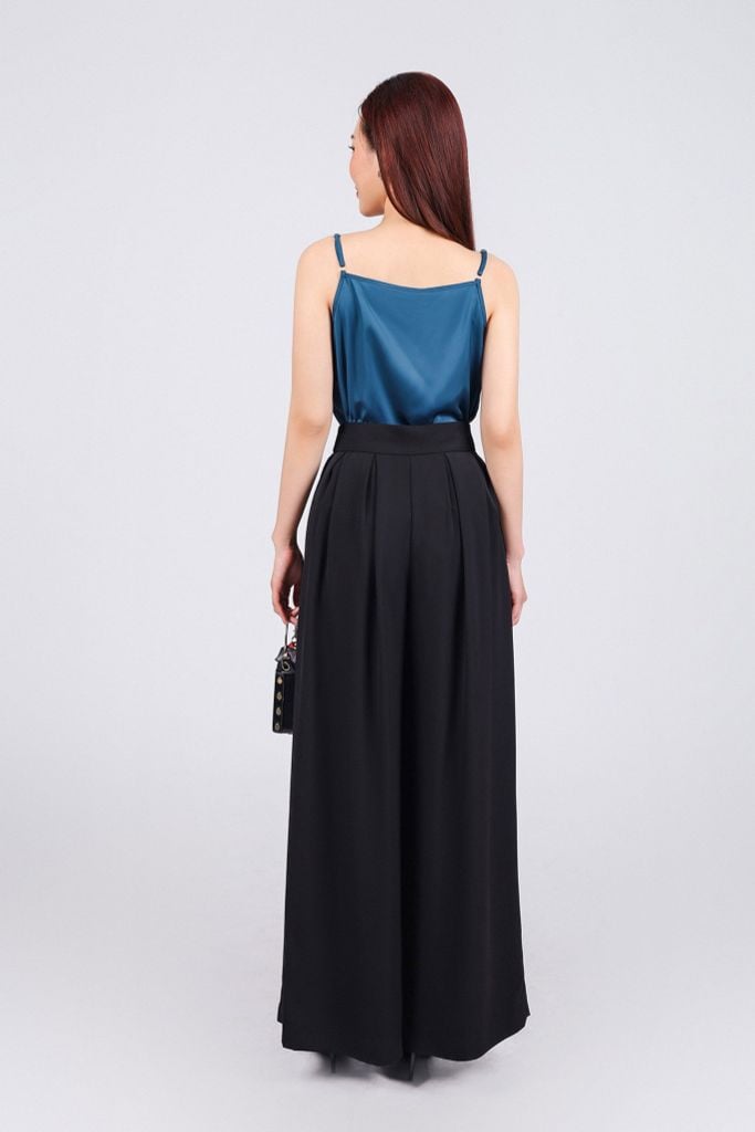 FAI3045 - Áo hai dây vải lụa bóng cao cấp dáng suông cổ phối dây chéo tạo kiểu - PANTIO