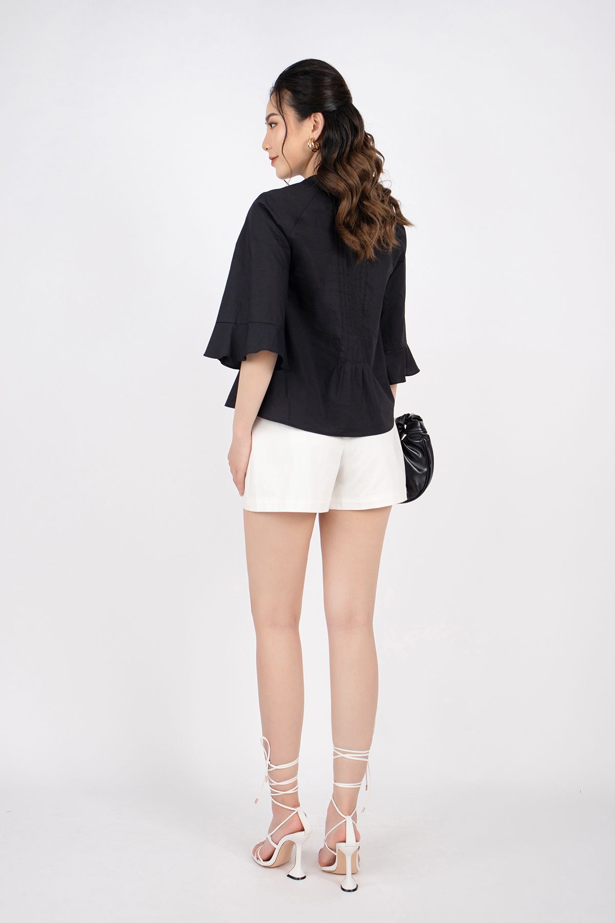 FAK11176 - Áo sơ mi công sở vải thô dáng Xoè thân ngực xếp mí cửa tay loe khuy bọc vải - PANTIO