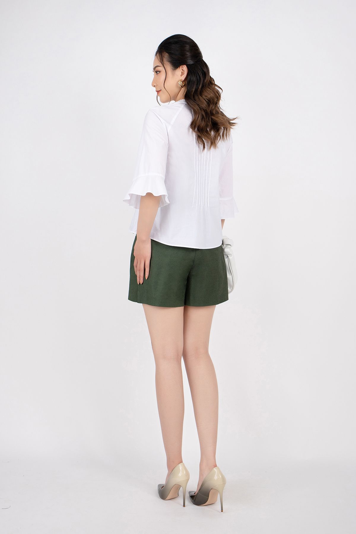 FAK11176 - Áo sơ mi công sở vải thô dáng Xoè thân ngực xếp mí cửa tay loe khuy bọc vải - PANTIO