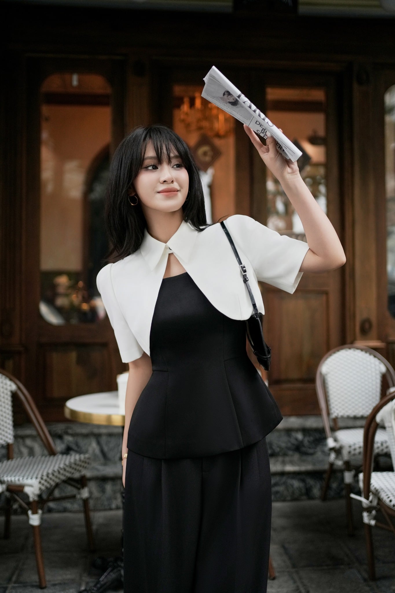 FAK11350 - Áo kiểu công sở vải tuytsi dáng ôm cổ kiểu đính khuy đá cao cấp vai bồng nhẹ khoá thân sau - PANTIO