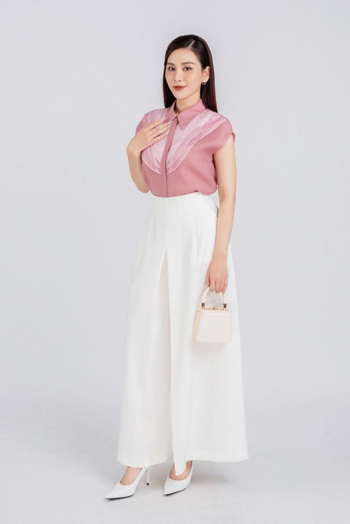 FAK31333 - Áo sơ mi kiểu công sở dáng suông vải tơ cổ đức phối bèo tạo kiểu vai chờm - PANTIO