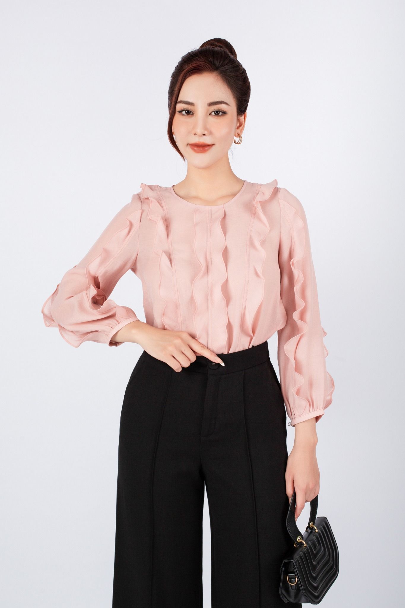 FAK31339 - Áo kiểu công sở vải tơ dáng suông có lót habutai cổ tròn thân phối bèo tạo kiểu - PANTIO