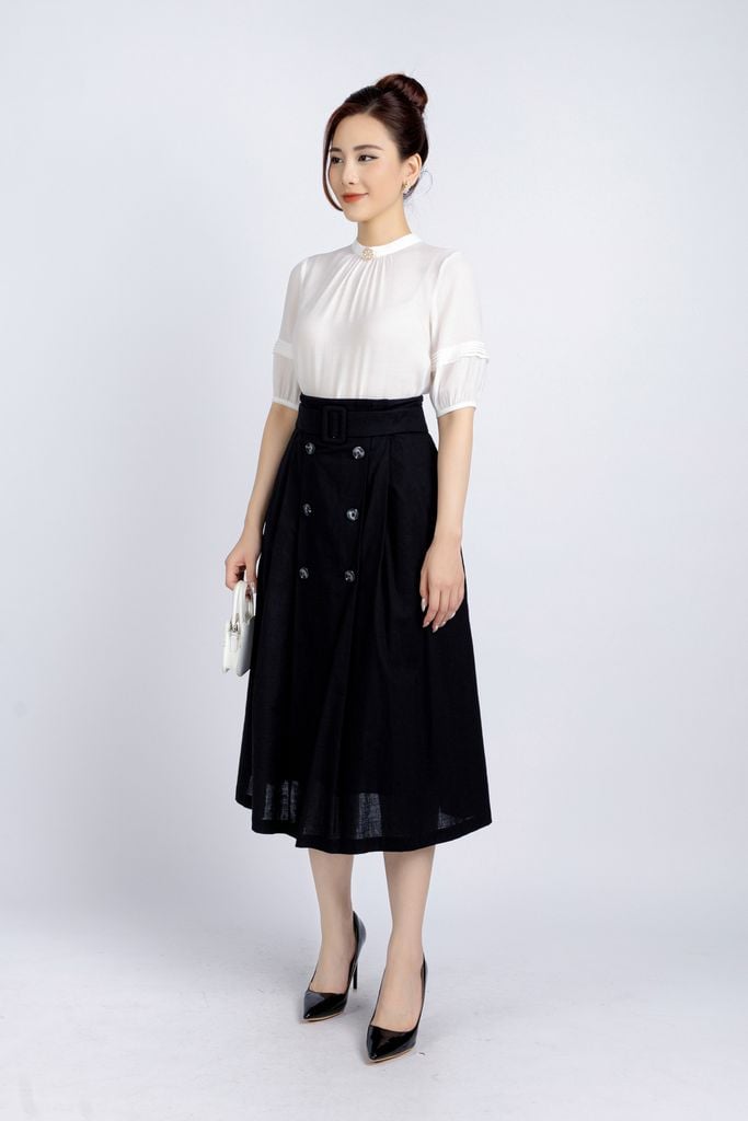 FAK31356 - Áo kiểu công sở vải tơ dáng suông cổ tròn nhún đính khuy tạo kiểu - PANTIO