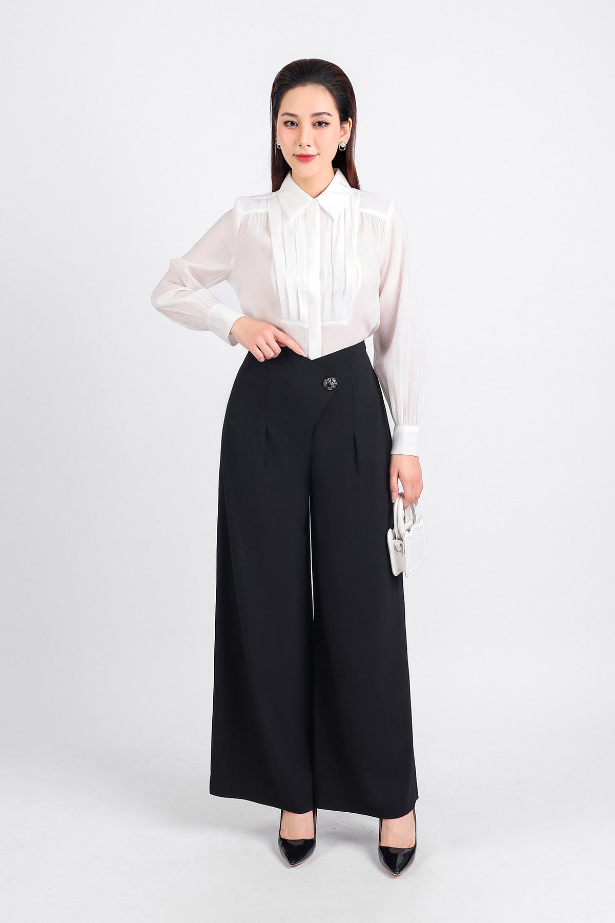 FQD51101 - Quần công sở vải tuytsi dáng suông dài eo cut chữ V vạt bất đối xứng phối khuy trang trí khoá thân sau - PANTIO