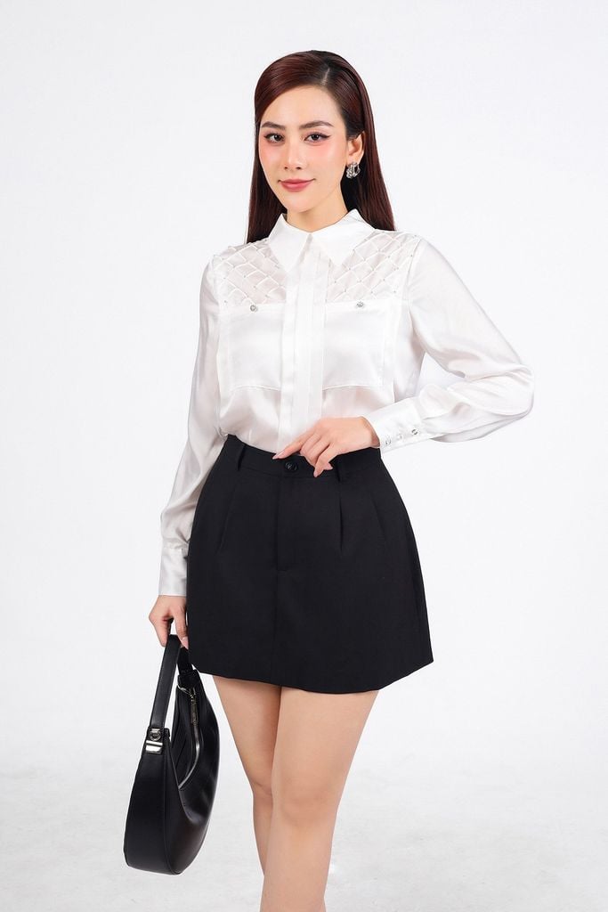 FAK31365 - Áo sơ mi kiểu công sở vải thô lụa dáng suông cổ đức ngực áo đính đá tay dài phối măng séc - PANTIO