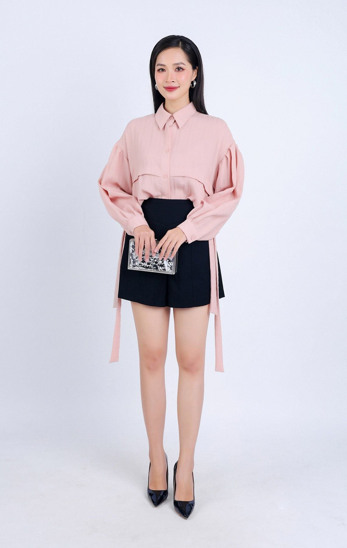 FAK51375 - Áo kiểu công sở vải thô đũi dáng suông cổ đức vạt đuôi tôm hông phối dây vải trang trí - PANTIO