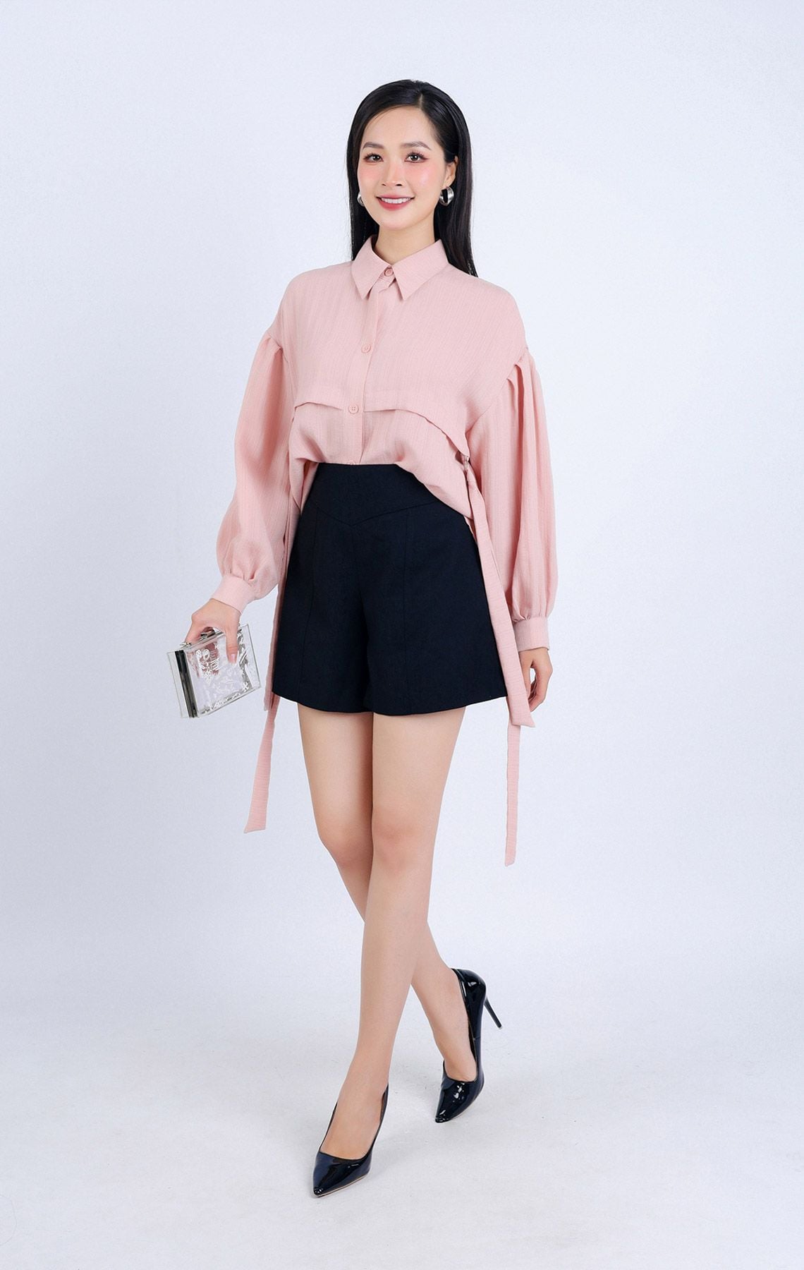 FAK51375 - Áo kiểu công sở vải thô đũi dáng suông cổ đức vạt đuôi tôm hông phối dây vải trang trí - PANTIO