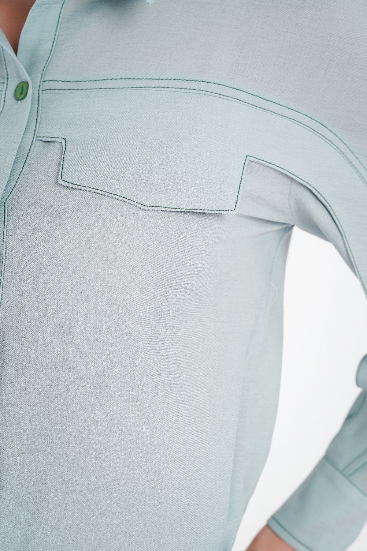 Áo sơ mi cổ đức chất liệu tằm cát nắp túi FAK71167 - PANTIO