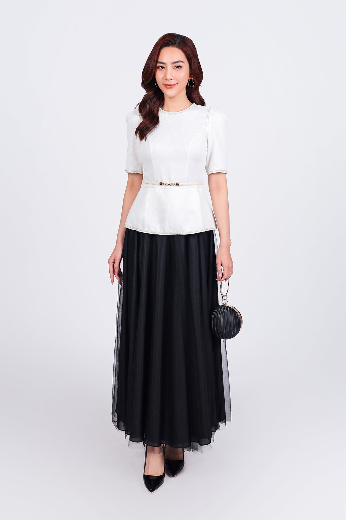 FAK91416 - Áo kiểu dạo phố vải thô dáng peplum cổ tròn vai bồng nhẹ khoá thân sau - PANTIO