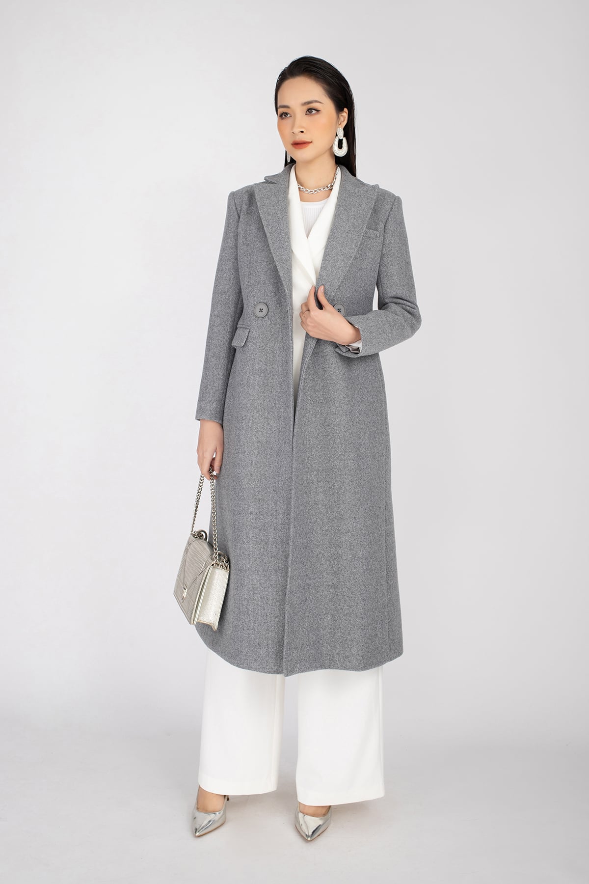 Áo măng-tô chất liệu dạ dáng suông cổ 2 ve cúc cài FAM9490 - PANTIO