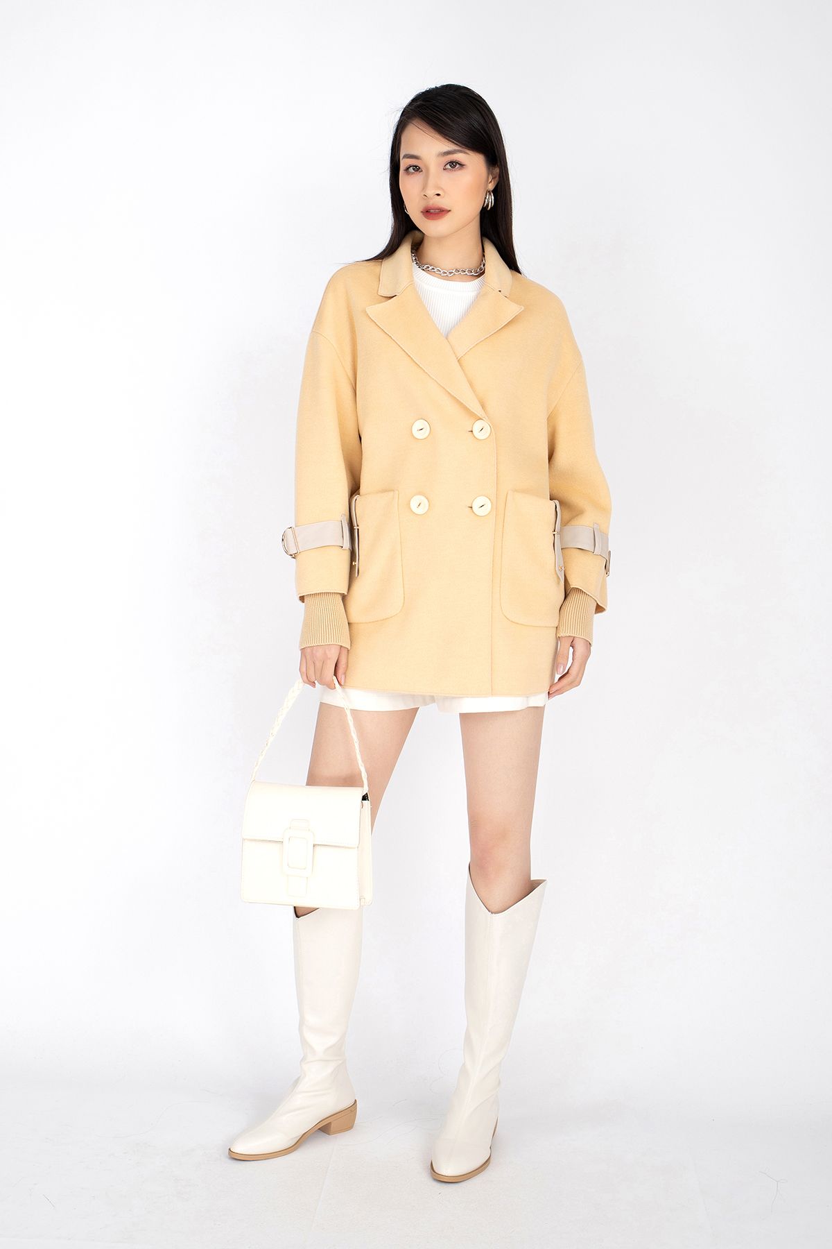 Áo khoác chất liệu vải dạ cổ 2 ve, cài cúc túi ốp FAM9492 - PANTIO