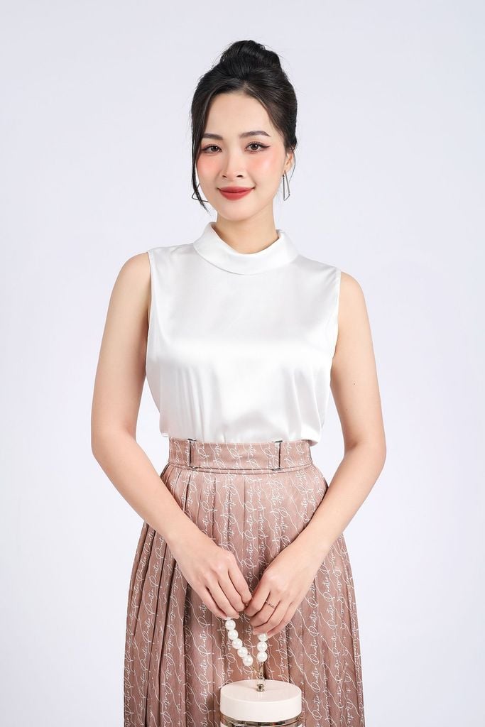 FJD51129 - Chân váy công sở vải thô lụa dáng suông cạp phối kim loại trang trí thân váy xếp ly tạo kiểu - PANTIO