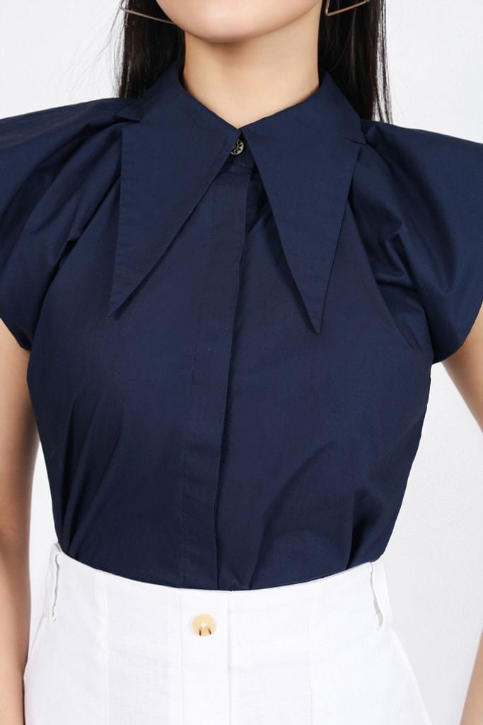 FAS13898 - Áo sơ mi công sở vải thô kate dáng suông cổ đức bản to tay cánh tiên cài khuy thân trước - PANTIO