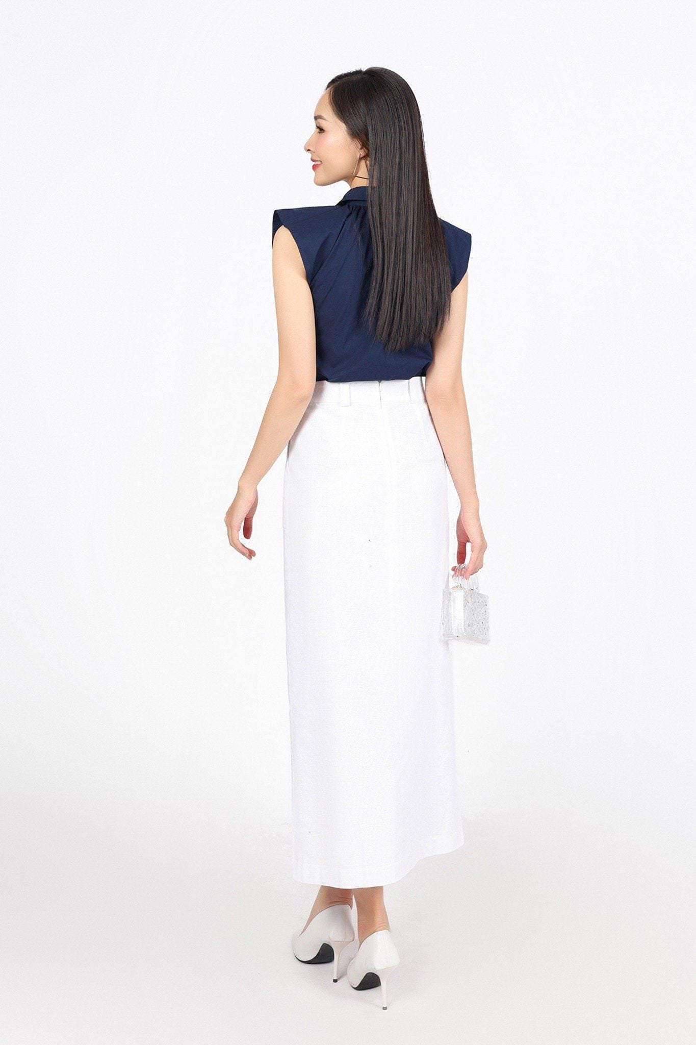 FAS13898 - Áo sơ mi công sở vải thô kate dáng suông cổ đức bản to tay cánh tiên cài khuy thân trước - PANTIO