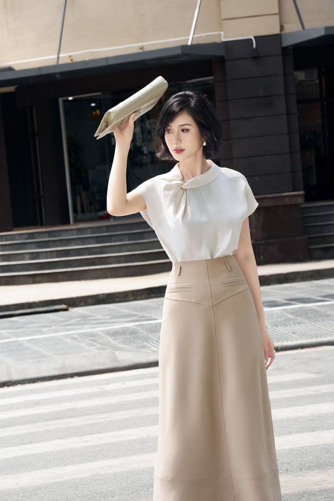 FAS13929 - Áo sơ mi công sở vải tafta cao cấp dáng suông cổ tròn tay ngắn thời trang - PANTIO