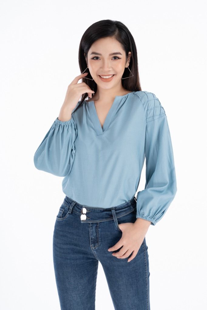 FAS32874 - Áo sơ mi chất liệu thô mỏng dáng suông tay dài  - PANTIO