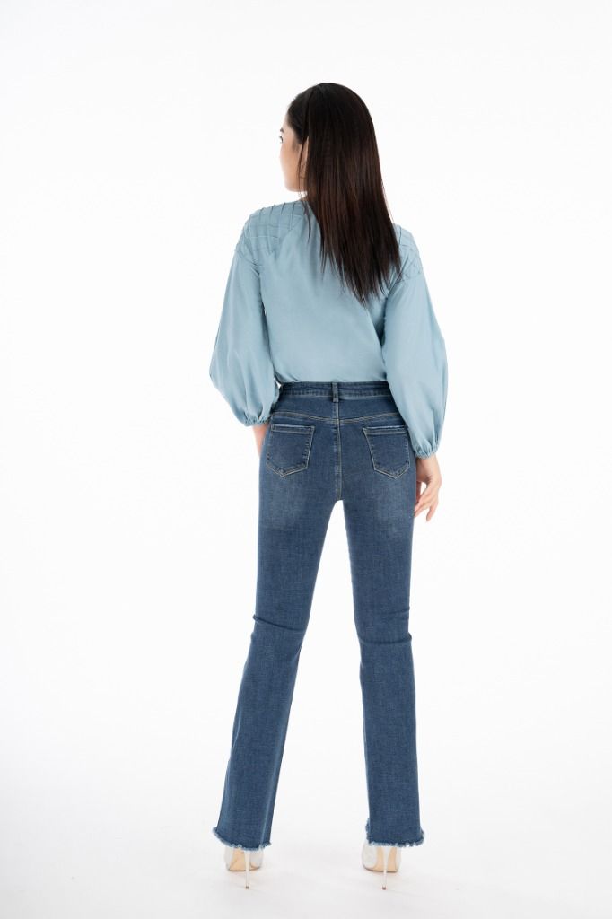 FAS32874 - Áo sơ mi chất liệu thô mỏng dáng suông tay dài  - PANTIO