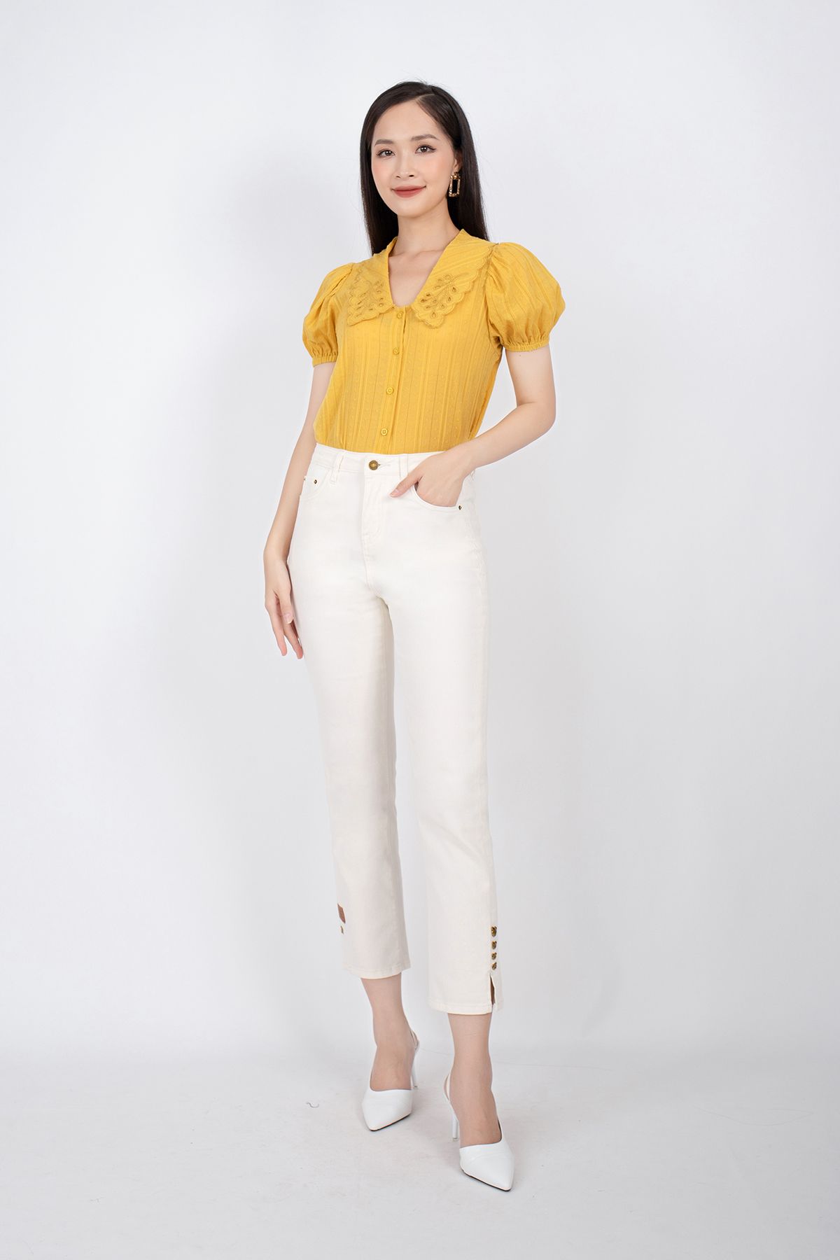 FAS33262 - Áo sơ mi công sở vải thô dáng suông cổ sen thêu tay bồng bo chun - PANTIO